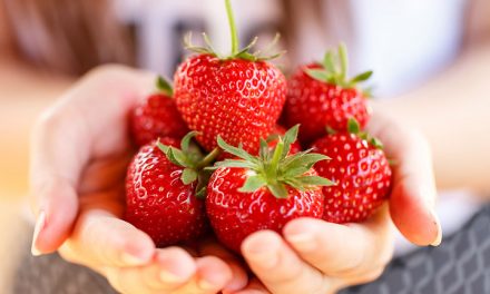 Conteneur de fraises à Paris